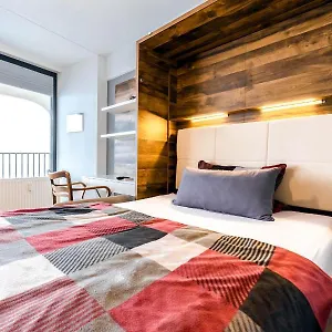 https://grandiose-aussicht-zentral-netflix-kongress-augsburg.getmunichhotels.com