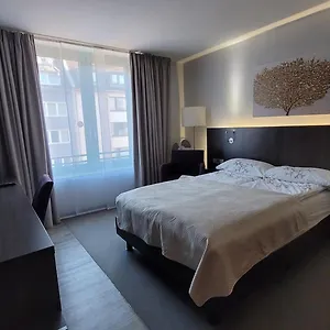 https://nice-apartment-in-modern-center-of-dusseldorf.dortmundhotels.net